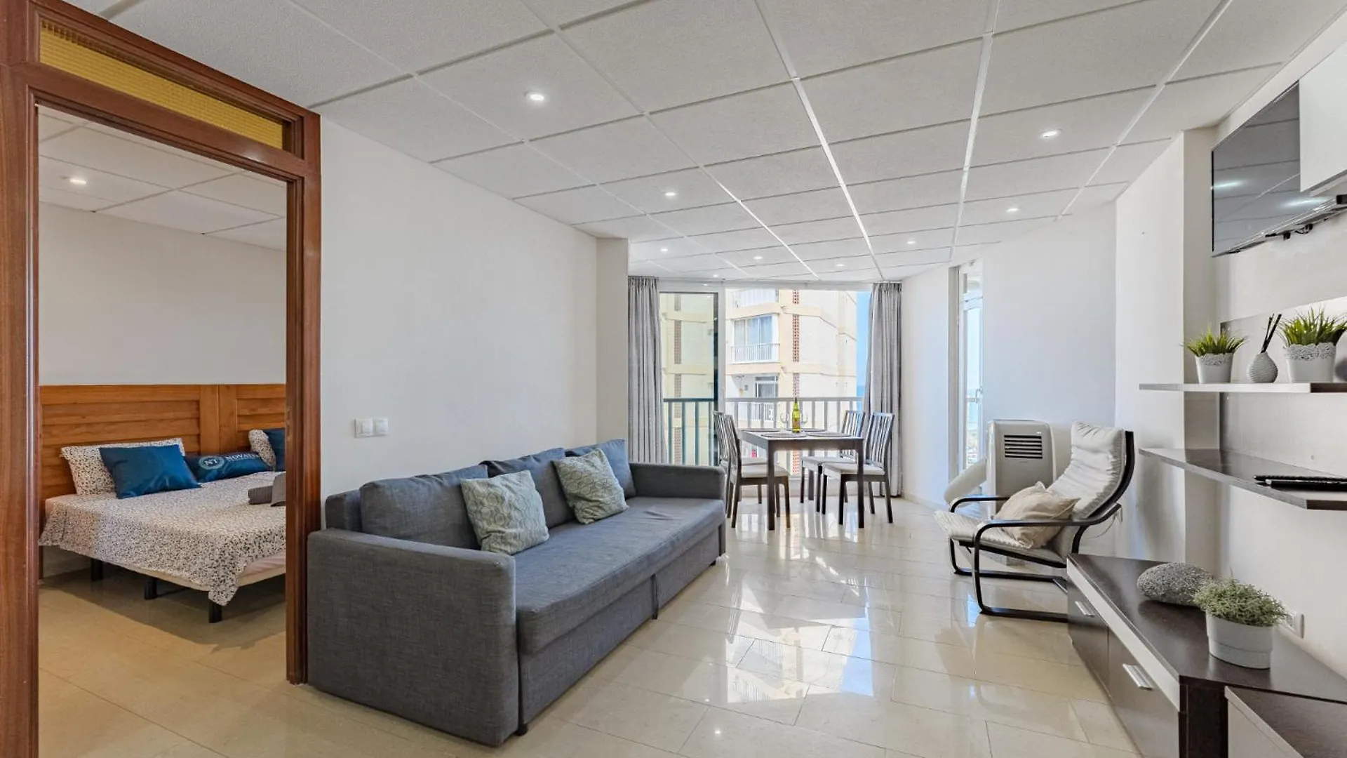 ארונה Las Americas Ocean View Sunsets 0*,
